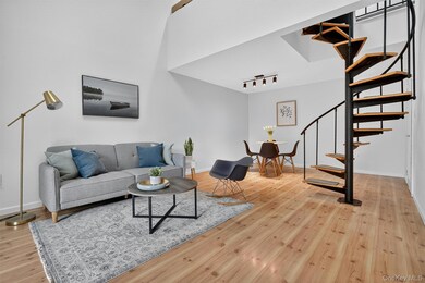 10 Nicole Cir unit 12, Ossining, NY 10562 - photo 2