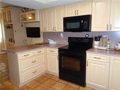 15162 SW 143rd Ave, Miami, FL 33186 - photo 3