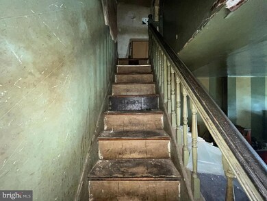 408 Whitridge Ave, Baltimore, MD 21218 - photo 5