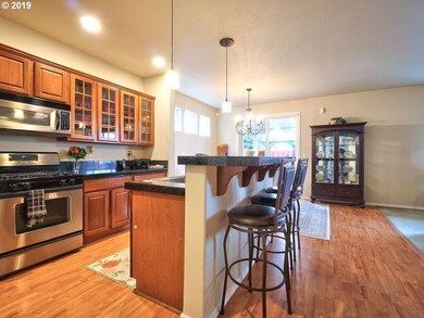 1011 SW 18th Way, Troutdale, OR 97060 - photo 4