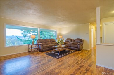 1649 SE Aust Manor Dr, Chehalis, WA 98532 - photo 5