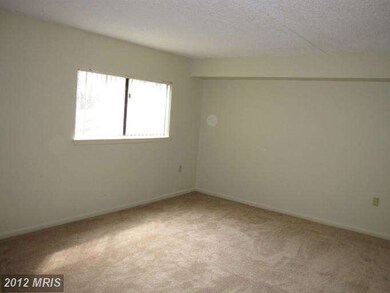 8600 Village Way unit A, Alexandria, VA 22309 - photo 6