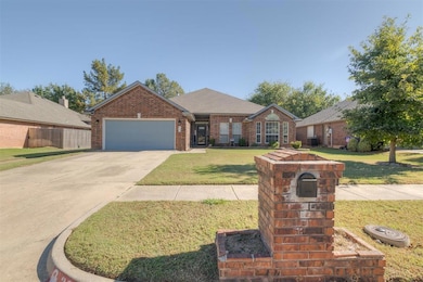 2709 Weymouth Way, Norman, OK 73071 - photo 2