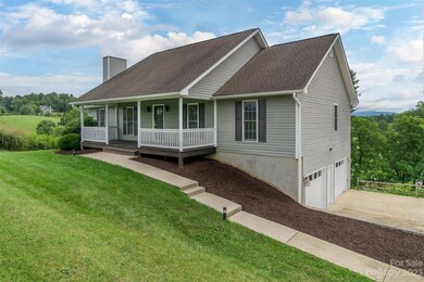 311 Hosta Ct, Leicester, NC 28748 - photo 4