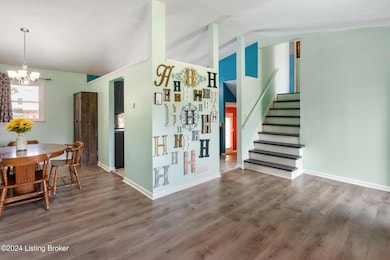 6807 Bainbridge Ct, Louisville, KY 40228 - photo 7