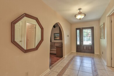 600 Briarwilde Ct, Alvin, TX 77511 - photo 4
