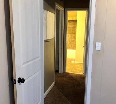 1419 Pine Ave, Clinton, OK 73601 - photo 7