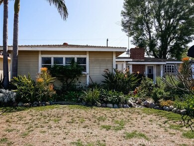 Front left side view of home.