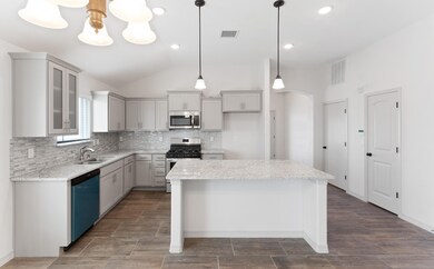 13404 Cinderford Ave, Horizon City, TX 79928 - photo 7