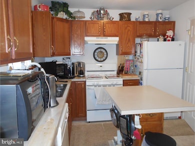 6 Weiser Ct unit 6, Womelsdorf, PA 19567 - photo 6