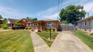 7710 Poinsettia Dr Louisville KY 40258-2