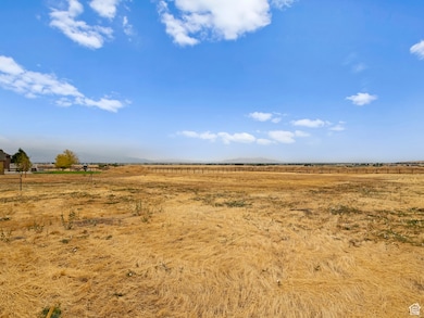 View of yard featuring a rural view