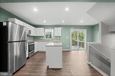 35166 Sara Ct, Locust Grove, VA 22508 - photo 5