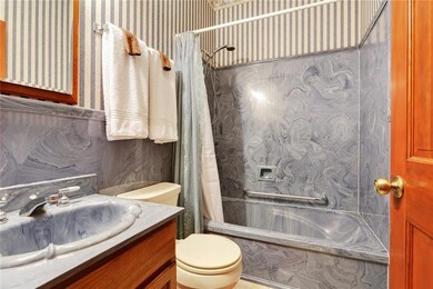 914 Dauphine St unit 2D, New Orleans, LA 70116 - photo 7