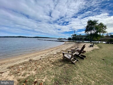 943 Forest Dr, Arnold, MD 21012 - photo 5