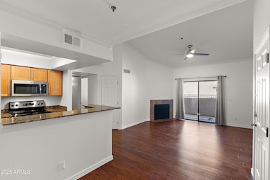 2025 E Campbell Ave unit 309, Phoenix, AZ 85016 - photo 2