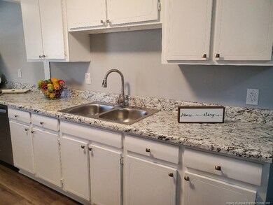 877 Stoneykirk Dr, Fayetteville, NC 28314 - photo 3