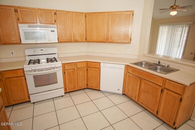 424 Cutler Place, Horizon City, TX 79928 - photo 6