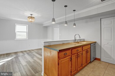 445 Colonial Dr, East Greenville, PA 18041 - photo 4