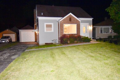 909 Fairfield Ct, Waukegan, IL 60085 - photo 5