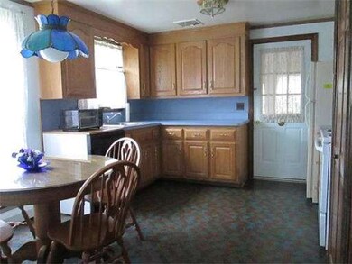 25 Sunrise Dr, Bridgewater, MA 02324 - photo 6