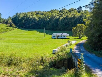 73 Will Anglin Rd, Burnsville, NC 28714 - photo 5