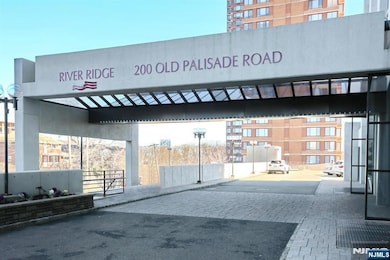 River Ridge unit 16D, Fort Lee, NJ 07024 - photo 2
