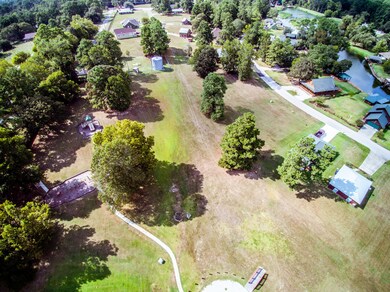 39 Hunters Creek Dr, Huntsville, TX 77340 - photo 2