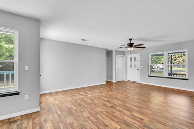 411 Northview Ln_20250424_14
