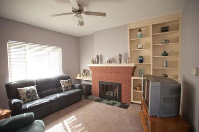 Decorative fireplace