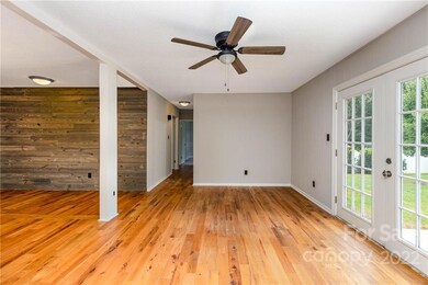 308 Buckskin Dr, Gastonia, NC 28052 - photo 3