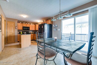 8701 Pitch Pine Way, Louisville, KY 40228 - photo 6