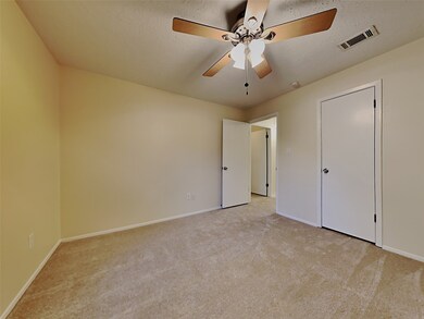 16418 Forest Bend Ave, Friendswood, TX 77546 - photo 7