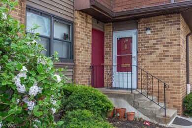 1133 Livingston Ave unit 14, North Brunswick, NJ 08902 - photo 4