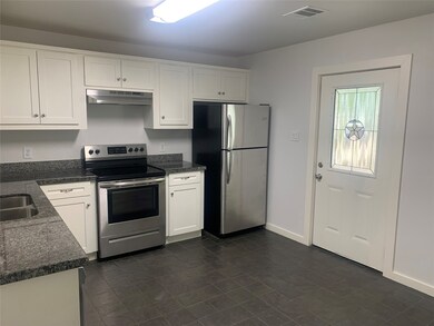 5204 Gano St unit A, Houston, TX 77009 - photo 4