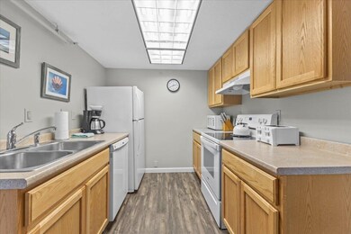 260 Mountainside Dr unit C402, Stowe, VT 05672 - photo 7