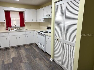 8575 SW 90th Ln unit B, Ocala, FL 34481 - photo 6