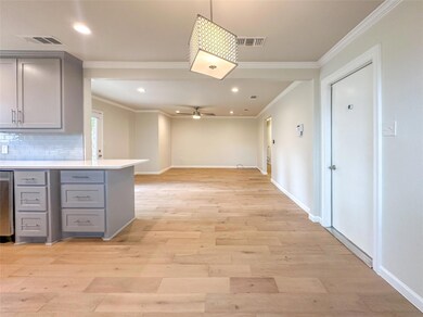 717 Mountain Laurel Ln, Bedford, TX 76021 - photo 7