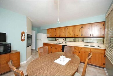 432 Covered Bridge Rd, Cherry Hill, NJ 08034 - photo 5