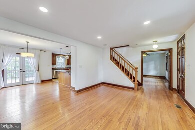 8808 Reading Rd, Silver Spring, MD 20901 - photo 4