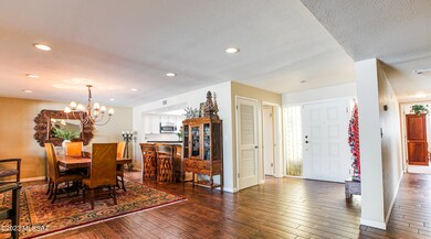 Dining room and Entry