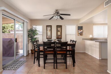Kitchen Eating Area