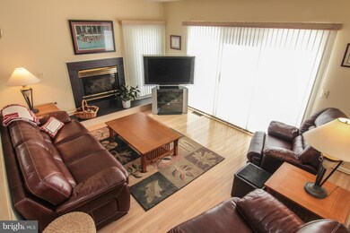 47657 Pennrun Way, Sterling, VA 20165 - photo 7