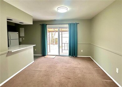 53 Eisenhower Cir, Whitehall, PA 18052 - photo 6