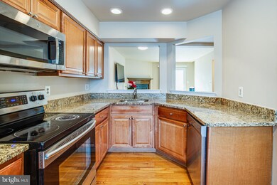 15344 Gunsmith Terrace, Woodbridge, VA 22191 - photo 4