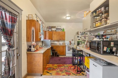 Kitchen 334 Yellowstone