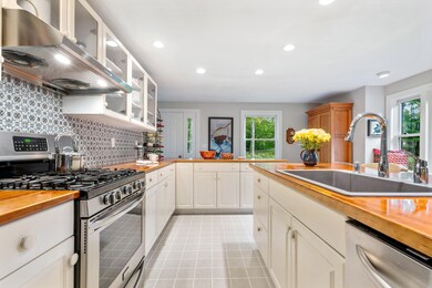 4 Bishop Farm Rd, Freeport, ME 04032 - photo 5