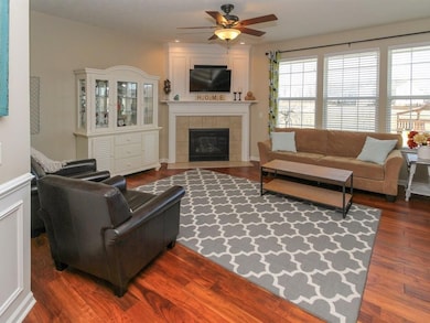 12825 Bristow Ln, Fishers, IN 46037 - photo 4