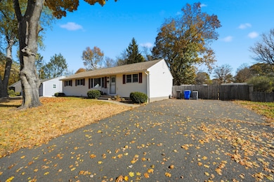 46 Beech Rd, Enfield, CT 06082 - photo 3