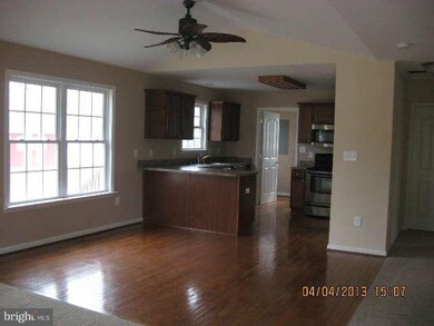 159 Fort King Dr, Colonial Beach, VA 22443 - photo 4